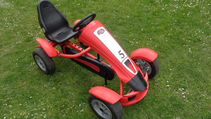 Ferrari gocart van Berg, Kinderen en Baby's, Speelgoed | Buiten | Skelters, Zo goed als nieuw, Berg, Vrijloopautomaat, Ophalen
