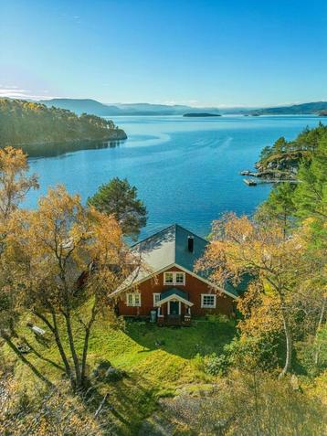 Ein Traumferienhaus direkt am Fjord Norwegens disponible aux enchères