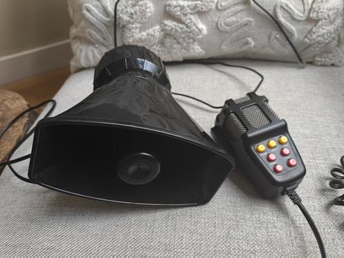 Megafoon/sirene auto 12V - makkelijk te installeren!, Auto diversen, Auto-accessoires, Zo goed als nieuw, Verzenden