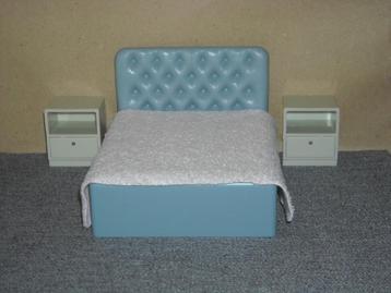 Lundby bed met 2 nachtkastjes beschikbaar voor biedingen