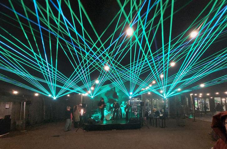 Lasershow Huren (Voordelig)     µ9z, Hobby en Vrije tijd, Feestartikelen | Verhuur, Ophalen of Verzenden