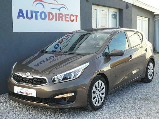 Kia Ceed / cee'd 1.4i Navi Edition Airco, Camera *GARANTIE, Auto's, Kia, (Pro) Cee d, ABS, Airbags, Airconditioning, Alarm, Bluetooth