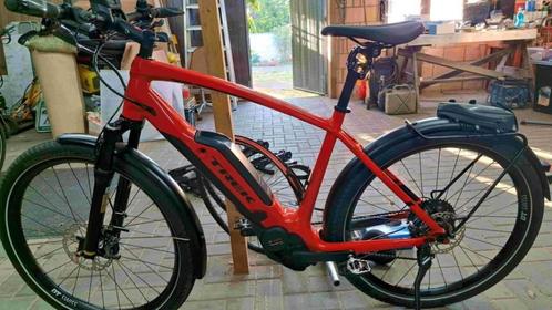 Trek Super Commuter +8, Fietsen en Brommers, Elektrische fietsen, Zo goed als nieuw, Overige merken, 55 tot 59 cm, 50 km per accu of meer