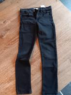 zwarte broek 134, Kinderen en Baby's, Kinderkleding | Maat 134, Name it, Zo goed als nieuw, Jongen, Ophalen