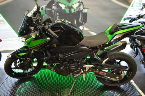 Promotion Kawasaki Z 400 Floorclean voir notre site., Motos, Motos | Kawasaki, Entreprise, Naked bike, 12 à 35 kW, 2 cylindres