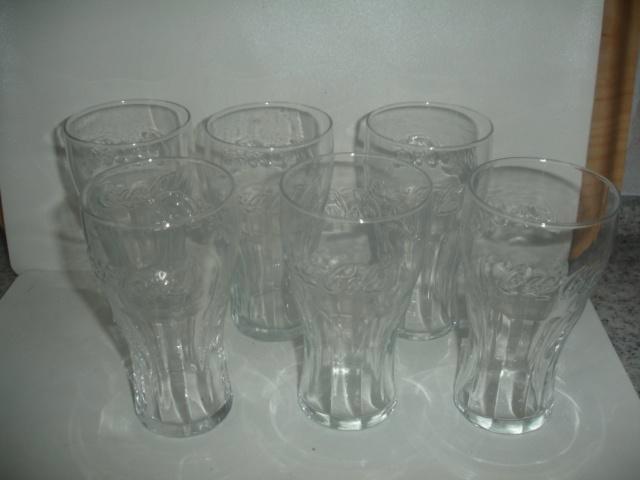 Coca Cola glazen met reliëf bedrukking, 37,5cl, € 4,00 per 6, Verzamelen, Glas en Drinkglazen, Zo goed als nieuw, Frisdrankglas