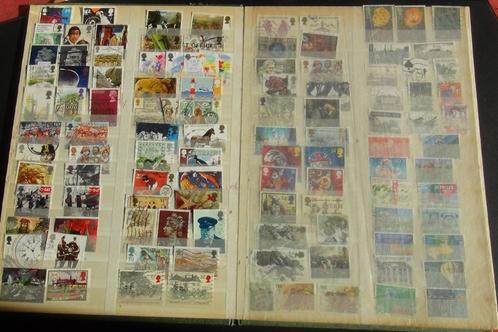 Album de timbres A4 (5) différents pays, complet, Timbres & Monnaies, Timbres | Albums complets & Collections, Enlèvement ou Envoi