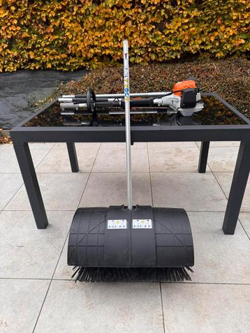 Brosse Stihl KB-KM - Excellent Condition beschikbaar voor biedingen