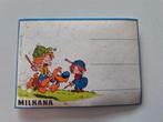 Vintage Sticker - Milkana - Bollie & Billie - Zwaardvechten, Ophalen of Verzenden, Zo goed als nieuw, Strip of Tekenfilm