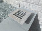 Aluminium afvoerput rooster 28 cm x 28 cm, Ophalen