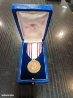 MONACO: Médaille du Travail, écrin aux armes de Louis II, Collections, Enlèvement