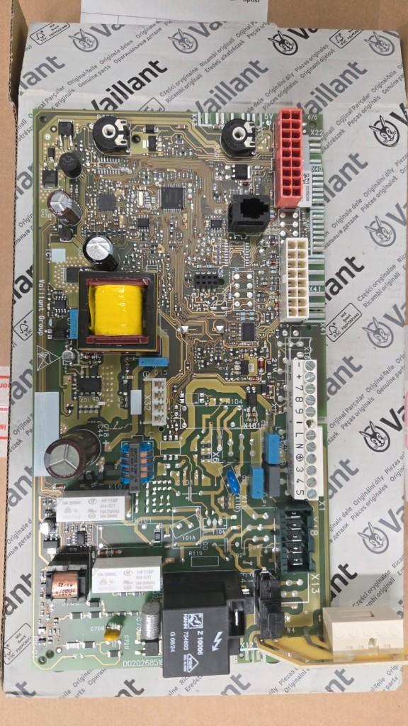 Vaillant printplaat 0020132764 voor ecoTEC pro/plus/compact, Bricolage & Construction, Chauffe-eau & Boilers, Utilisé, Élément