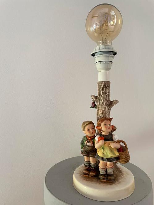 Hummel Goebel lamp 223 ‘Brüderlein und Schwesterlein‘, Antiek en Kunst, Antiek | Verlichting, Ophalen