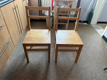 keukenstoelen beschikbaar voor biedingen