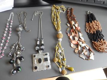 Diverse kettingen beschikbaar voor biedingen