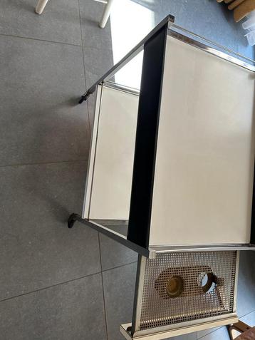Serveerwagen vintage 1960 beschikbaar voor biedingen
