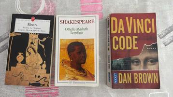 Lot de livre beschikbaar voor biedingen
