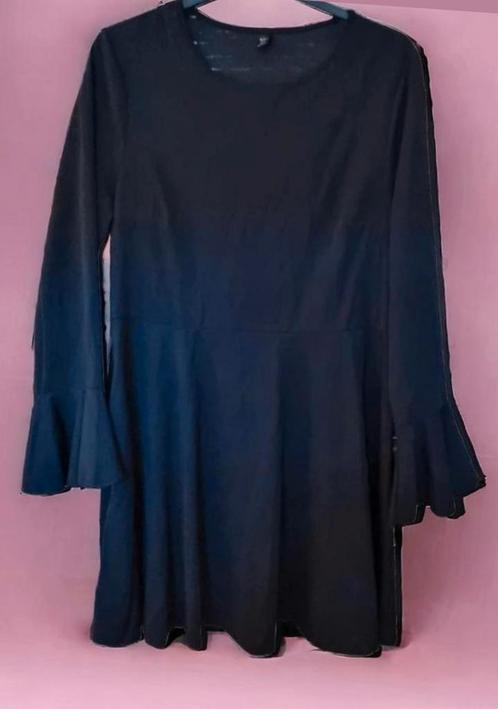Robe SHEIN CURVE taille 2XL 🖤  en parfait état, Vêtements | Femmes, Grandes tailles, Neuf, Robe, Noir, Enlèvement ou Envoi