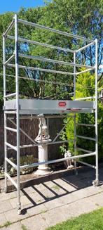 Altrex lichtgewicht steiger Type 3400-module A+B--nieuwstaat, Ophalen of Verzenden, Zo goed als nieuw, Rolsteiger of Kamersteiger