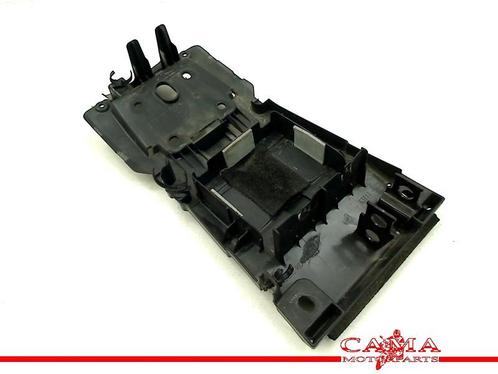 UNDERTAIL GSX R 125 2020-2021 (GSX-R125XA) (63111-23K0), Motoren, Onderdelen | Suzuki, Gebruikt