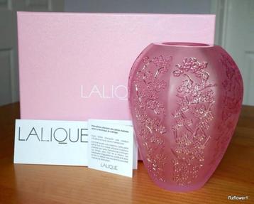 Merveilleux vase Sakura en cristal Lalique 