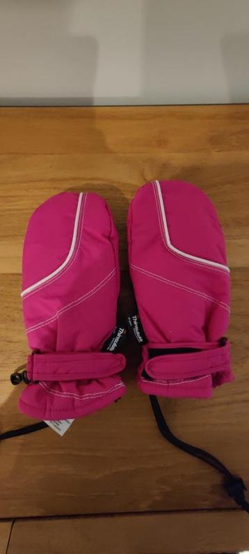 Skihandschoenen (meisje) beschikbaar voor biedingen