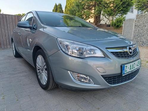 Opel Astra 1.3cdti 043000km GEKEURD, Auto's, Opel, Bedrijf, Te koop, Astra, ABS, Airbags, Airconditioning, Alarm, Bluetooth, Boordcomputer