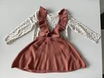 Robe salopette à manches longues blanches/fleuries, taille 1, Enfants & Bébés, Vêtements enfant | Taille 116, Robe ou Jupe, Enlèvement ou Envoi