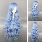 Pruik ijsblauw zeer lang haar met krullen model Cosmo, Handtassen en Accessoires, Uiterlijk | Haarverzorging, Nieuw, Pruik of Haarverlenging