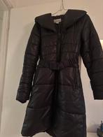 Winter coat - size 36 but feels 38, Kleding | Dames, Jassen | Winter, H&M, Zwart, Zo goed als nieuw, Ophalen
