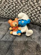 Babysmurf  met knuffelbeer peyo Schleich 1984, Verzamelen, Smurfen, Ophalen of Verzenden, Babysmurf