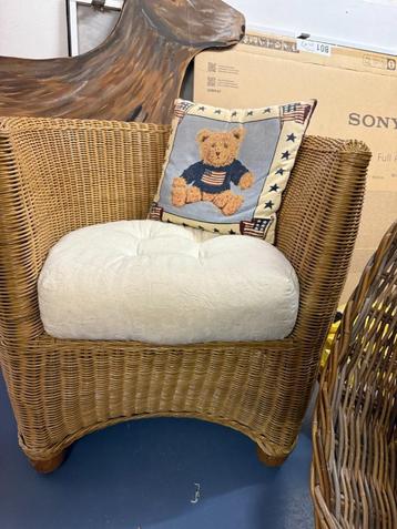 zeteltje beschikbaar voor biedingen