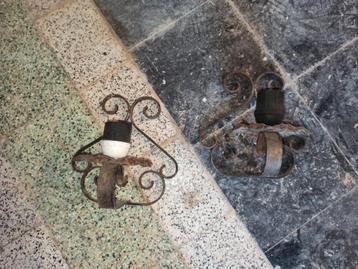 Ancienne lampe murale en fer forgé avec abat-jour, Antiquités & Art, Enlèvement ou Envoi