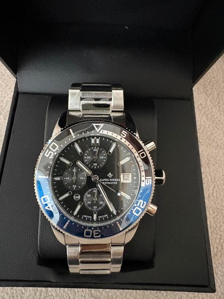 Alpha Sierra Navigator BBS03 nieuw, Handtassen en Accessoires, Horloges | Heren, Zo goed als nieuw, Zilver, Ophalen