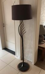 Mooie robuuste staande lamp, Huis en Inrichting, Lampen | Vloerlampen, Ophalen, Metaal, Landelijk