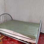 Bed gratis, Huis en Inrichting, Ophalen, Gebruikt