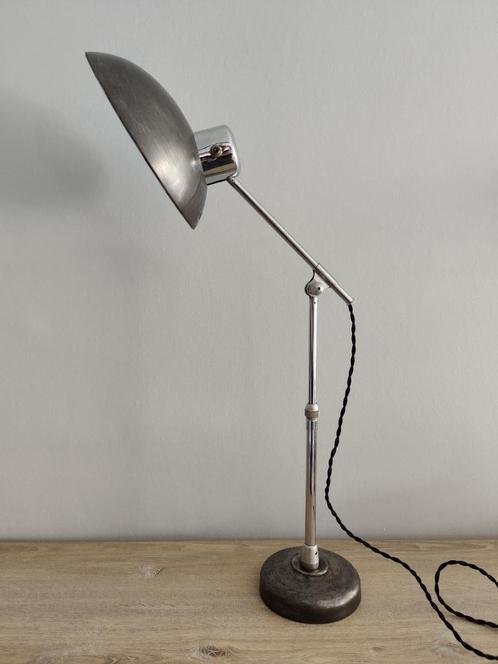 Solere tafellamp 1950's met blauwe onbeschadigde diffuser., Huis en Inrichting, Lampen | Tafellampen, Gebruikt, 50 tot 75 cm, Kunststof