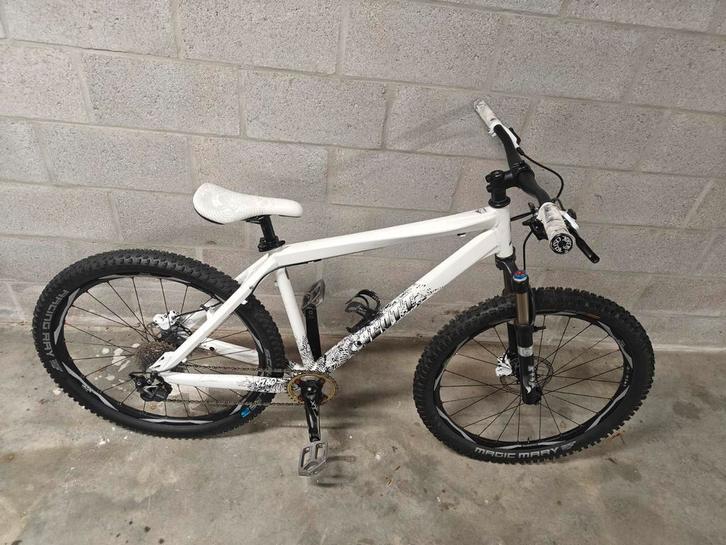 Scott specialist mtb  maat L, Fietsen en Brommers, Fietsen | Mountainbikes en ATB, Zo goed als nieuw, Ophalen