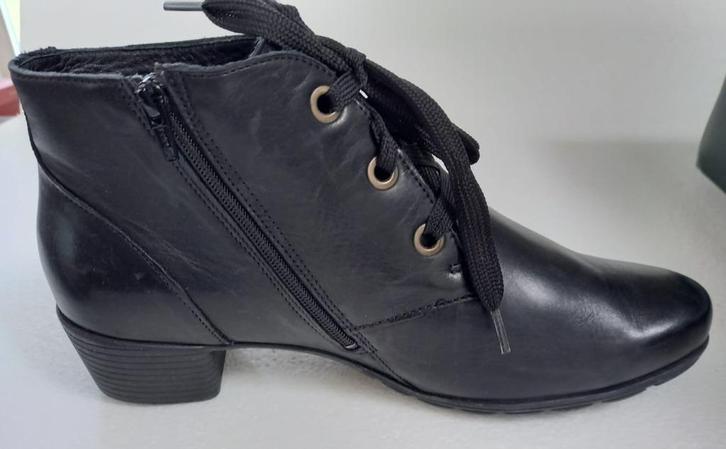 Veterschoen Mephisto maat 39   zwart (veters én rits), Kleding | Dames, Schoenen, Zo goed als nieuw, Overige typen, Zwart, Ophalen