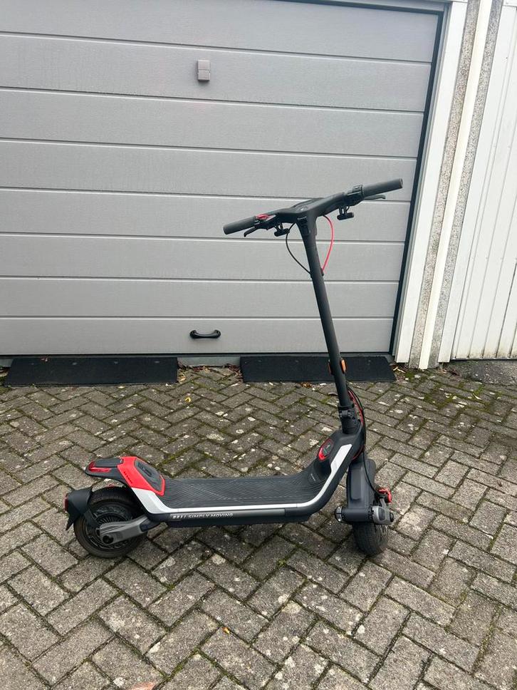 Segway Ninebot P100 - Nieuwstaat, Fietsen en Brommers, Steps, Zo goed als nieuw, Ophalen of Verzenden
