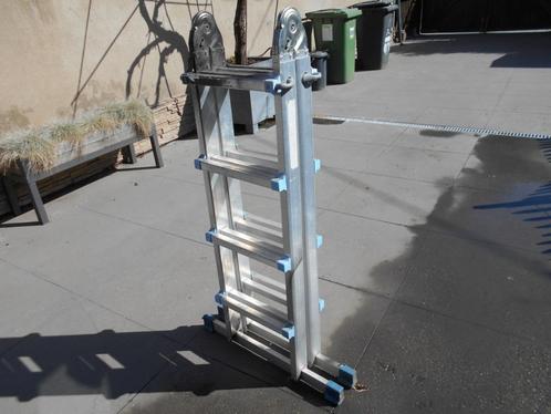 Te koop aluminium  telescopische ladder in goede staat, Doe-het-zelf en Bouw, Ladders en Trappen, Zo goed als nieuw, Ladder, 4 meter of meer