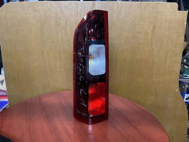 Nieuw achterlicht LINKS Renault Trafic Valeo, Autos : Pièces & Accessoires, Éclairage, Neuf, Origine de la pièce connue, Enlèvement ou Envoi