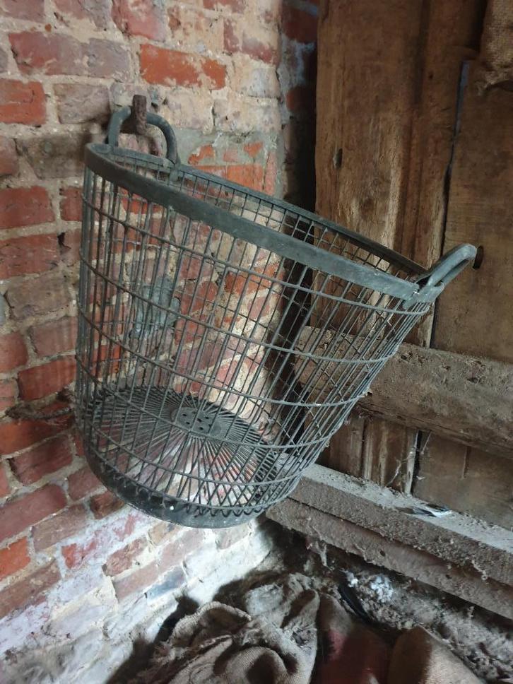 Vintage Metalen Aardappel Mand, Antiek en Kunst, Curiosa en Brocante, Ophalen