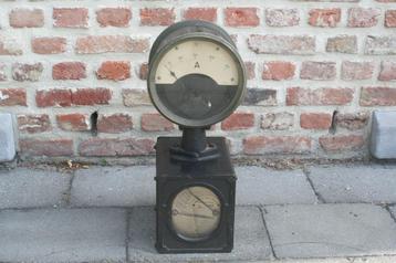 Zeer grote antieke amperemeter (van een schip?) jaren 20 beschikbaar voor biedingen