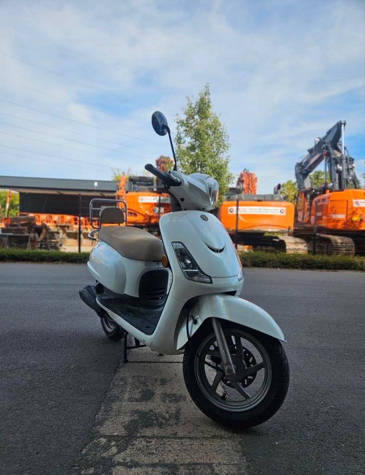 Sym Fiddle II S 50cc klasse A 4 takt 2010 - 12.490 km, Fietsen en Brommers, Scooters | SYM, Gebruikt, Fiddle, Klasse A (25 km/u)
