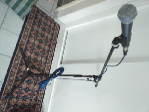 Shure  Beta  58 A + Shure SM 58, Muziek en Instrumenten, Microfoons, Zo goed als nieuw, Zangmicrofoon, Ophalen