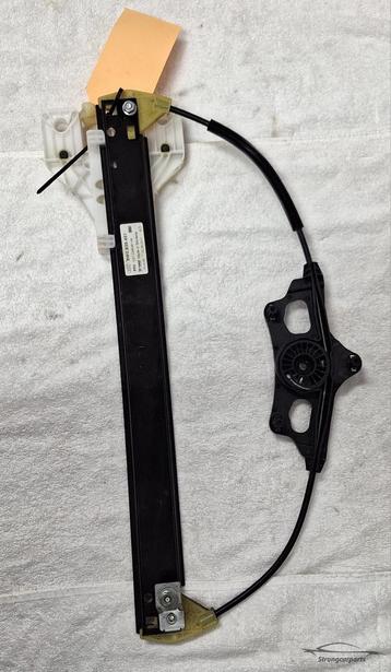 Raammechanisme links achter Audi A4 8W 8W0839461 beschikbaar voor biedingen