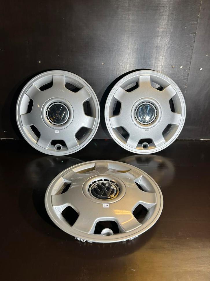 3 originele VW Jetta Polo 14" wieldoppen, Auto diversen, Wieldoppen, Nieuw, Ophalen of Verzenden