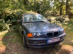 BMW 316i - 1999- motor mogelijk defect, Auto's, BMW, Voorwielaandrijving, Stof, 4 cilinders, Handgeschakeld