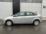 Ford Focus 1.6i in goede staat, Auto's, Ford, Focus, Euro 5, Stof, Zwart